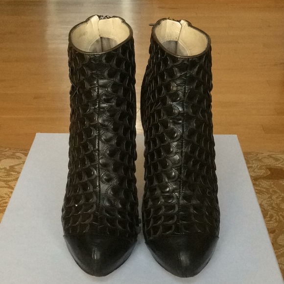 CHRISTIAN DIOR Vintage High Heel Ankle Booties . - Picture 2 of 8